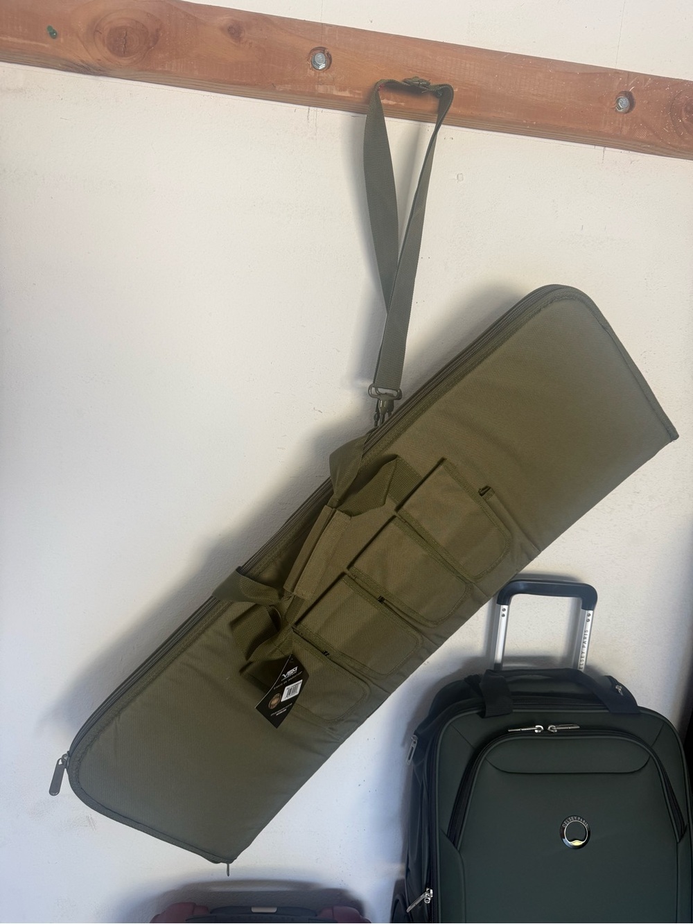 Tactical Olive Green Carry Bag with Multiple Exterior Pockets